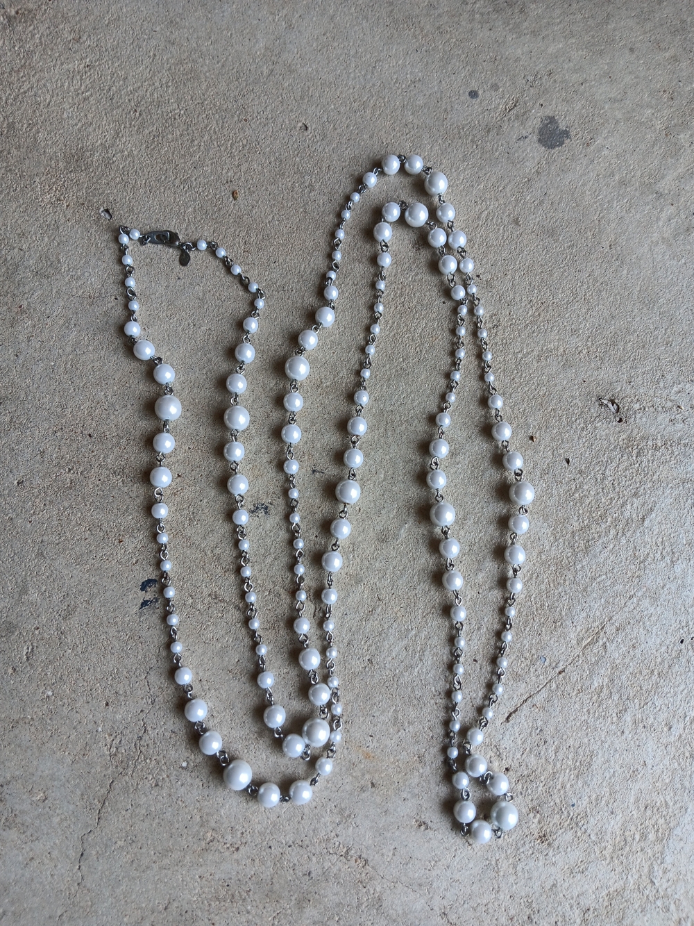 Lady Fair Premier Designs Pearl 31" Necklace NWOT